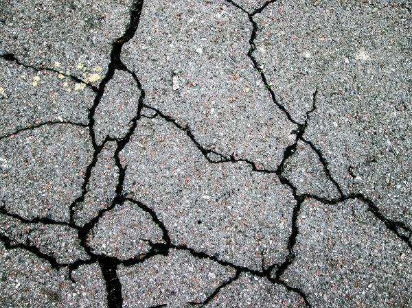 Driveway Crack Filling in Niceville