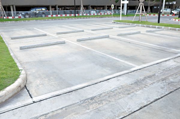 Parking Lot Resurfacing in Niceville