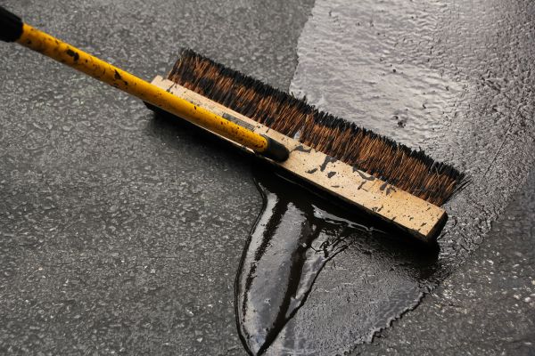 Asphalt Driveway Sealing in Niceville